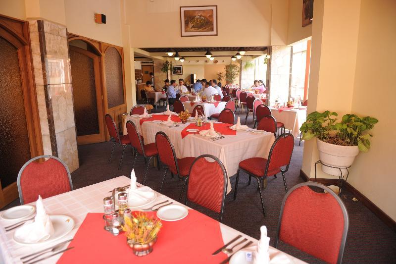 Cesar'S Plaza Hotel Cochabamba Ngoại thất bức ảnh