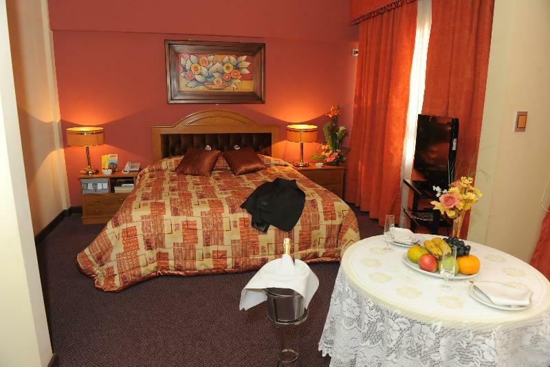 Cesar'S Plaza Hotel Cochabamba Ngoại thất bức ảnh