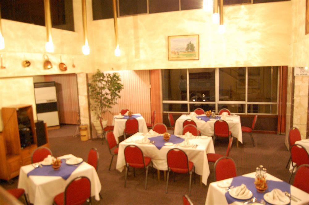 Cesar'S Plaza Hotel Cochabamba Ngoại thất bức ảnh